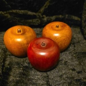 Elegant Wooden Apple Trio - Red and Brown